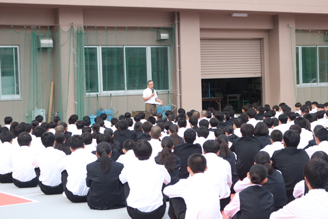 学年集会８