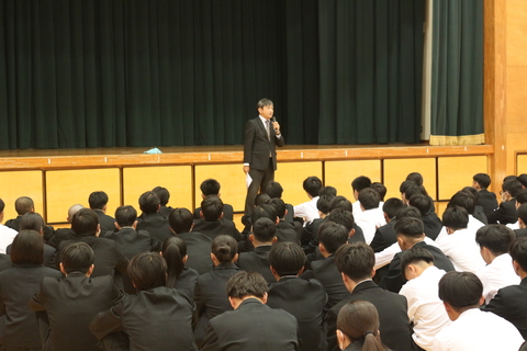 修学旅行出発式１