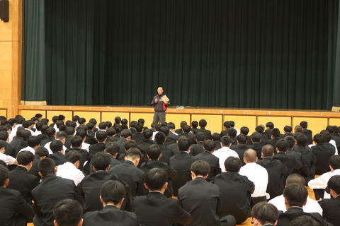 修学旅行出発式４