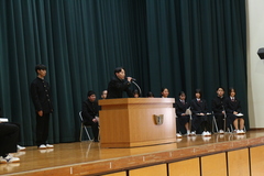 生徒会役員改選立会演説会３