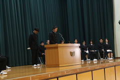 生徒会役員改選立会演説会６