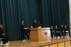 生徒会役員改選立会演説会１８